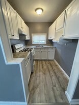 137 Tecumseh St, Unit 2 in Fall River, MA - Building Photo