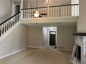117 Long Pointe Dr in Mary Esther, FL - Building Photo - Building Photo