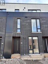 120 Everett Cmn in St Catharines, ON - Building Photo