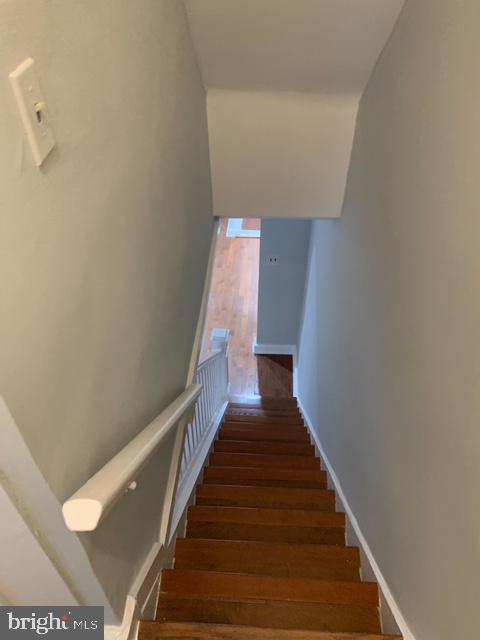 521 N Streeper St photo'