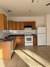 609 Martin Luther King Blvd in Elgin, TX - Building Photo - Building Photo