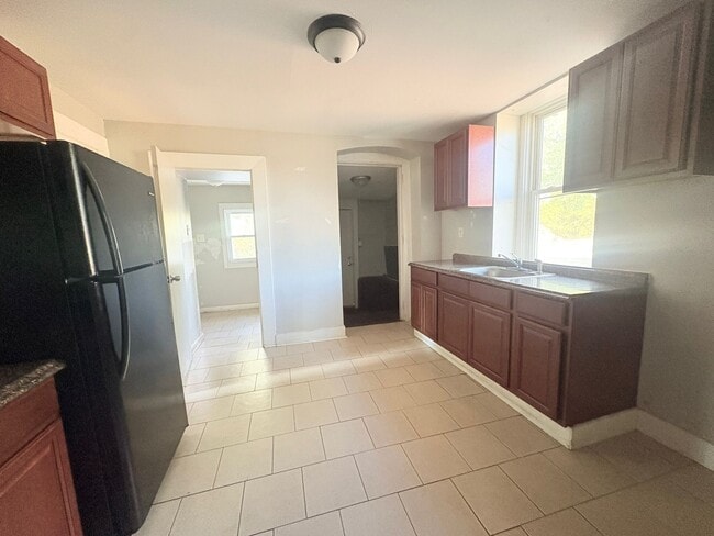 465 Tampa St in West Haven, CT - Building Photo - Building Photo