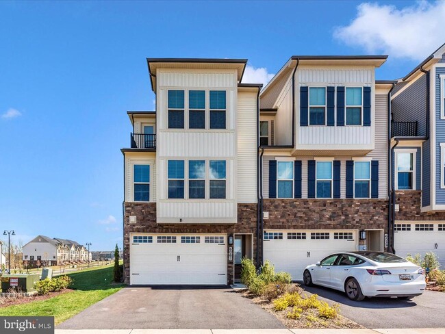 6061 Etterbeek St in Ijamsville, MD - Building Photo - Building Photo