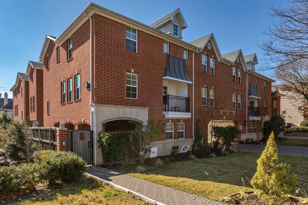 4133 Hyer St in Dallas, TX - Building Photo