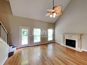 1403 Bern Dr in Spring Hill, TN - Building Photo - Building Photo
