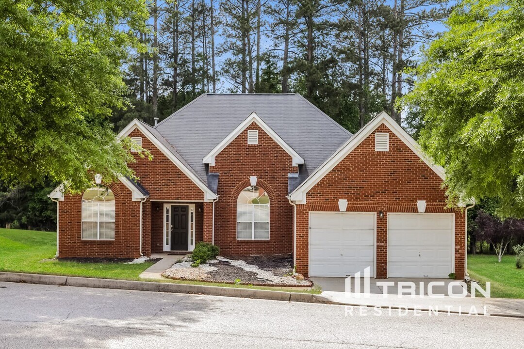 12513 Lakeside Pkwy in Fayetteville, GA - Foto de edificio