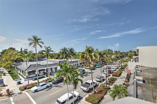 property at 555 5th Ave S