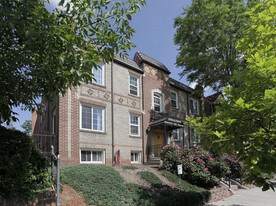 Geraldine in Denver, CO - Building Photo