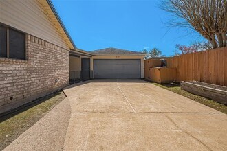 15030 St Cloud Dr in Houston, TX - Building Photo - Building Photo