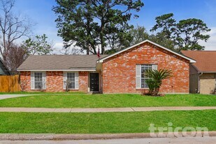 5519 Bridgegate Dr, Unit 1 Bedroom 606 in Spring, TX - Building Photo