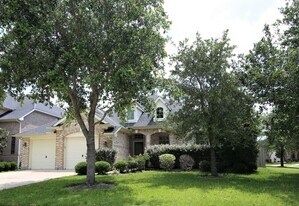 3735 Tidalwood Dr in Manvel, TX - Building Photo