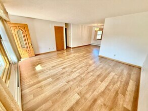 1808 N Van Buren Ave in Loveland, CO - Building Photo - Building Photo