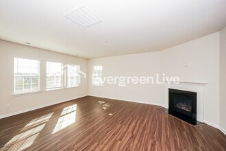 6478 Fairfax Ct in Maiden, NC - Building Photo - Building Photo