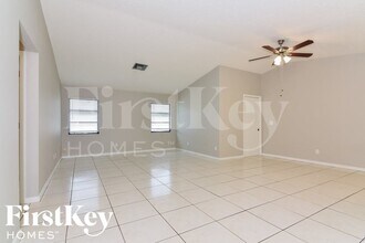 620 SE 29th St in Cape Coral, FL - Foto de edificio - Building Photo