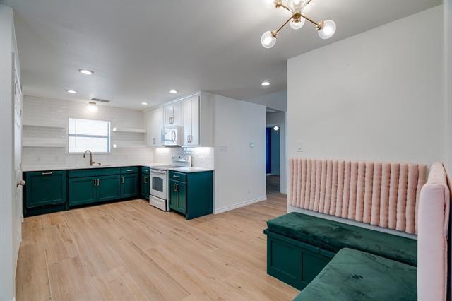 property at 753 Burr Oak Dr