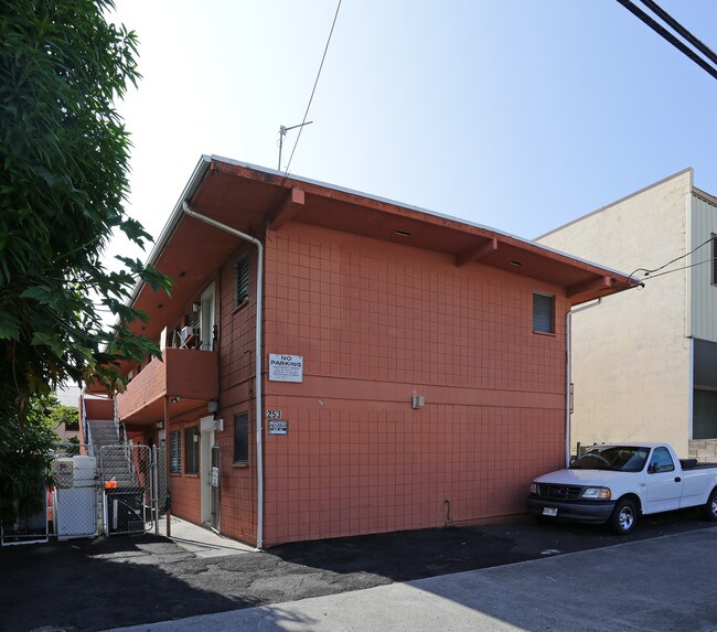 253 Mokauea St in Honolulu, HI - Building Photo - Building Photo