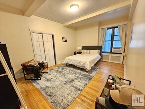 166 2nd Ave in New York, NY - Building Photo - Building Photo