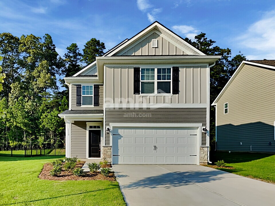 1310 Bethany Dallas Dr in Charlotte, NC - Building Photo