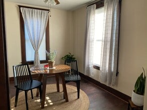 403 E Penn St, Unit Right in Butler, PA - Building Photo - Building Photo