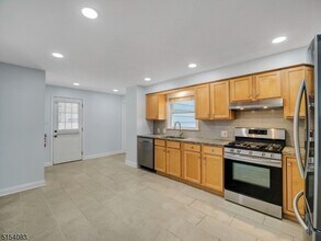 207 Franklin Ave-Unit -1 in Belleville, NJ - Building Photo - Building Photo