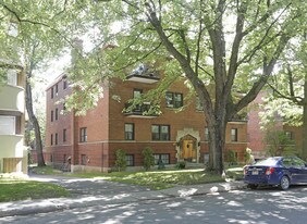 286 Willowdale Apartments