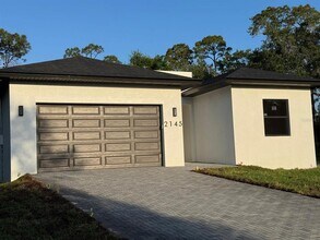 2145 Redmond St in Port Charlotte, FL - Building Photo - Building Photo