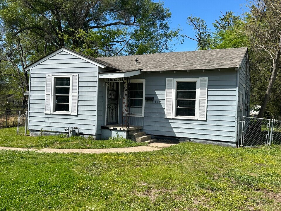 717 W 75th St in Shreveport, LA - Building Photo
