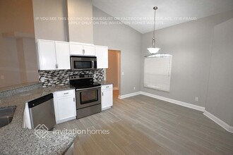 9828 Cristina Dr in Riverview, FL - Foto de edificio - Building Photo