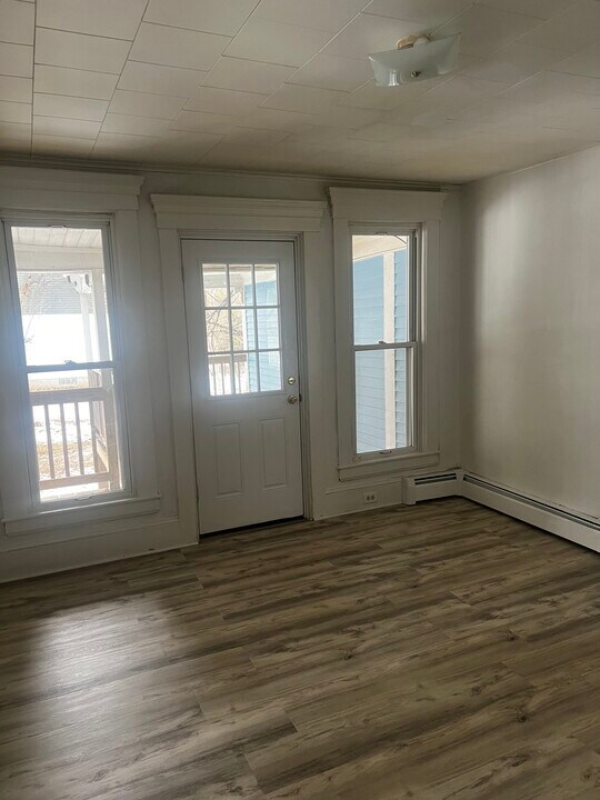 19 Silver St, Unit 19 Silver St in Fairfield, ME - Building Photo