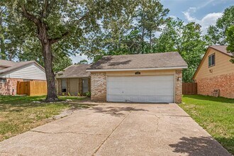 2606 Lexington Woods Dr in Spring, TX - Building Photo - Building Photo
