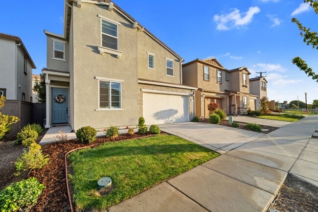 property at 3513 Nuestra Ave