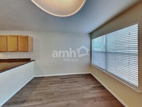 3215 Sunbird Bay in San Antonio, TX - Building Photo - Building Photo