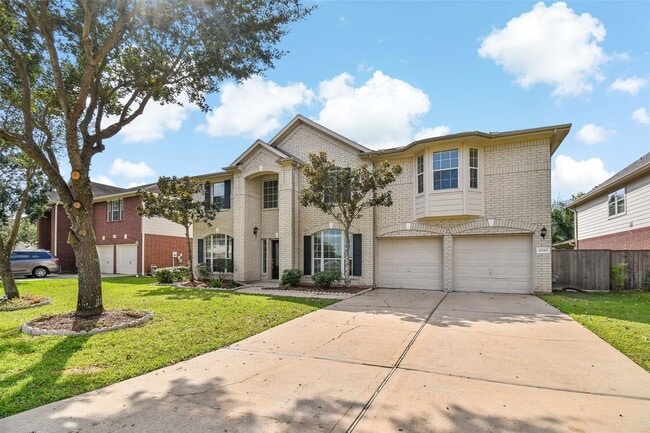 8019 Spring Bluebonnet Dr in Sugar Land, TX - Building Photo - Building Photo