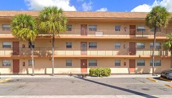 4191 NW 26th St in Lauderhill, FL - Building Photo
