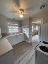 2421 Kincaid St in Eugene, OR - Building Photo - Building Photo