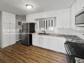 4551 Manila Dr in Jackson, MS - Building Photo - Building Photo