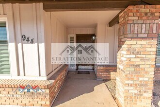 944 W Meseto Ave in Mesa, AZ - Building Photo - Building Photo