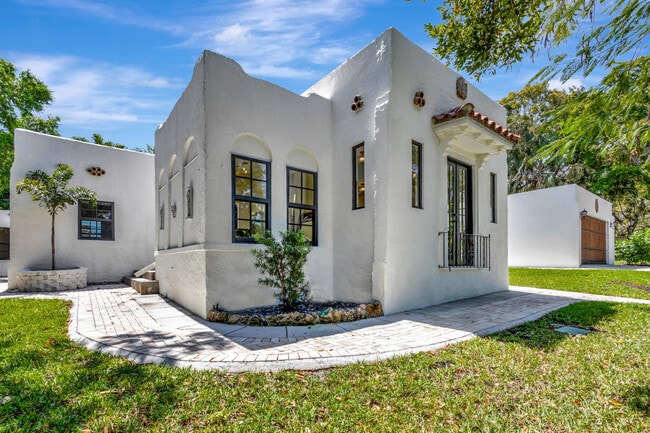 property at 828 35th St