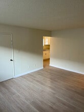 1632 W 219th St in Torrance, CA - Building Photo - Building Photo