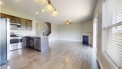 754 Sedgegrass Dr in Champaign, IL - Building Photo - Building Photo