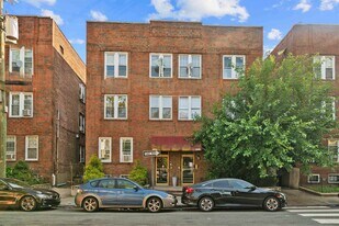 250 Clendenny Ave in Jersey City, NJ - Building Photo