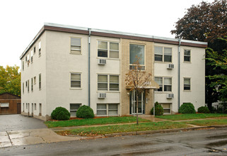 1651 7th St E in St. Paul, MN - Building Photo - Building Photo