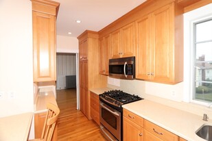 51 Matchett St, Unit 2 Apartamentos