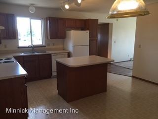 94 N Grogan St in Belgrade, MT - Building Photo