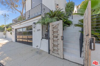 3479 Wonder View Dr in Los Angeles, CA - Building Photo - Building Photo