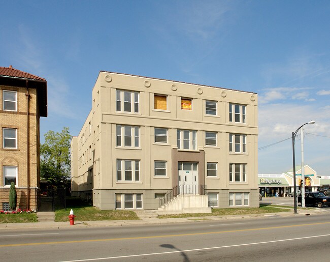 2118 Delaware Ave in Buffalo, NY - Foto de edificio - Building Photo