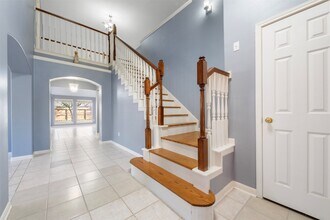 8738 Willancy Ln in Houston, TX - Building Photo - Building Photo