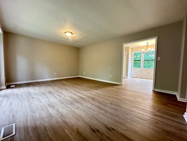 2516 Vera Cruz Dr in Birmingham, AL - Building Photo - Building Photo