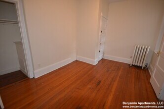 1788 Beacon St, Unit 6A in Brookline, MA - Building Photo - Building Photo