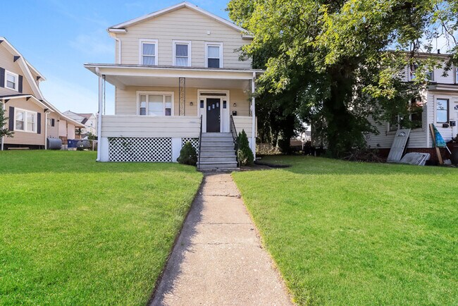 property at 6903 Holabird Ave